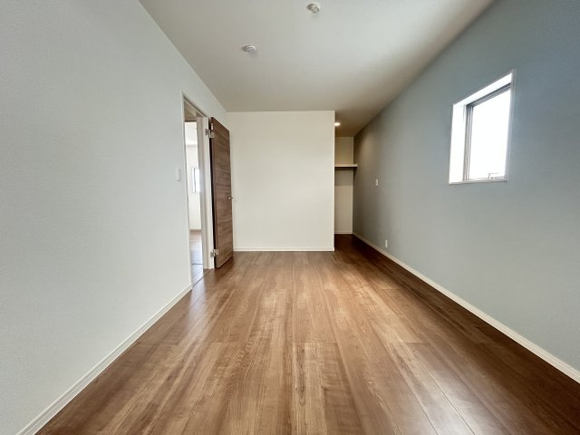 LG沖縄市南桃原　2号棟　＼☆ご成約時５０万円キャッシュバック☆／の洋室