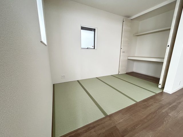 LG沖縄市南桃原　2号棟　＼☆ご成約時５０万円キャッシュバック☆／の和室