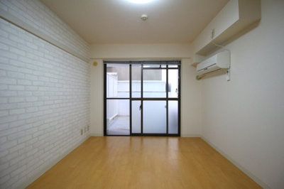 【洋室】 | デトム・ワン烏丸一条Ⅱ