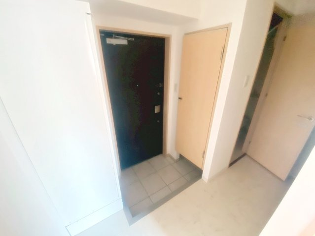 リーガルコート山本駅前の玄関|玄関です