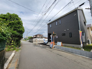 【外観】 | シックでモダンな外装　建物完成済みにつき何時でもご見学可能です。