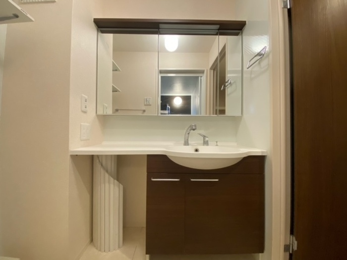 シャ・ノワールの洗面所