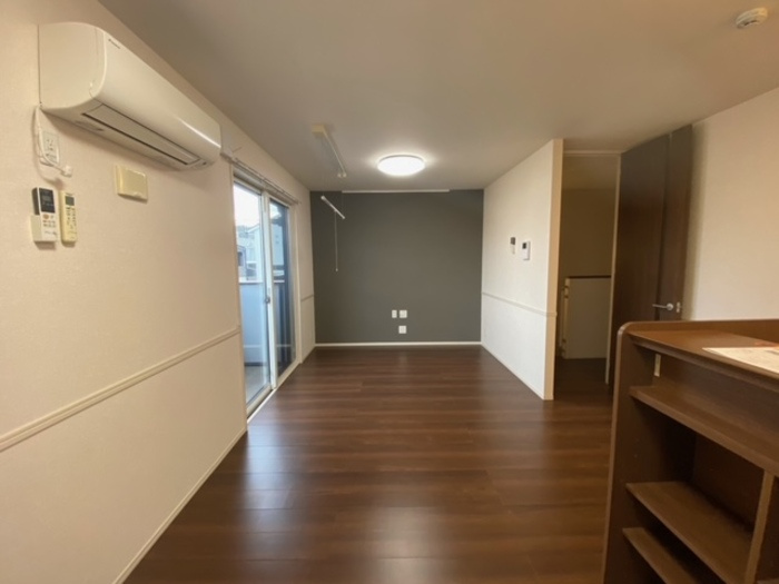 シャ・ノワールの居間・リビング