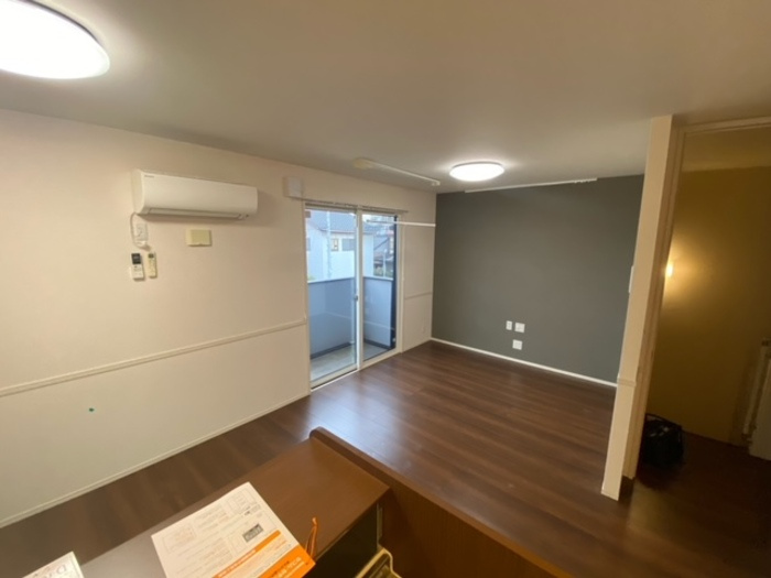 シャ・ノワールの居間・リビング