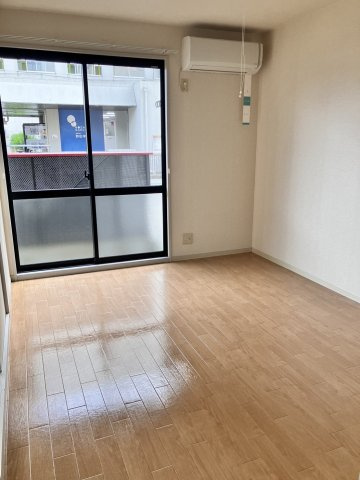 御幸ロードⅡ番館の居間・リビング|居間です