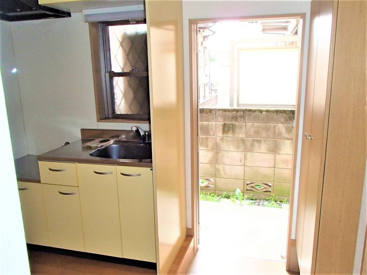 シャルムコートの玄関