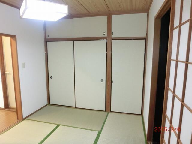 メゾン西浦の和室