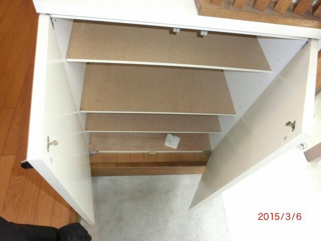 メゾン西浦の玄関