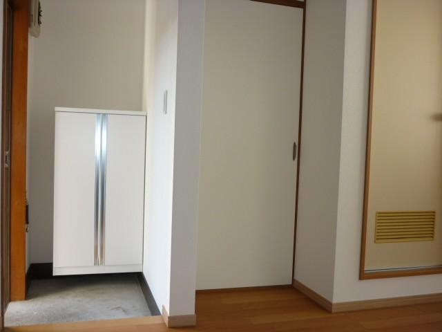 コーポマツモトの玄関