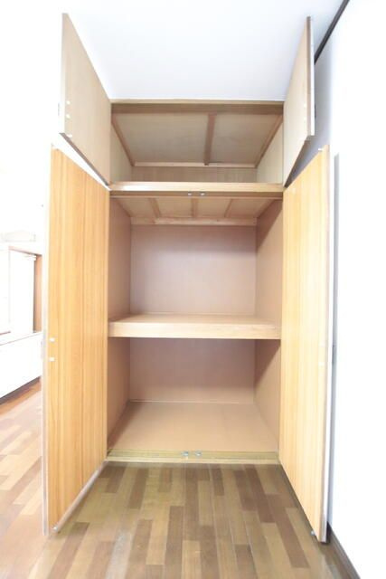 ミソノハイツの収納