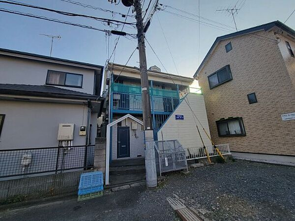 テラスラークヒルズのエントランス