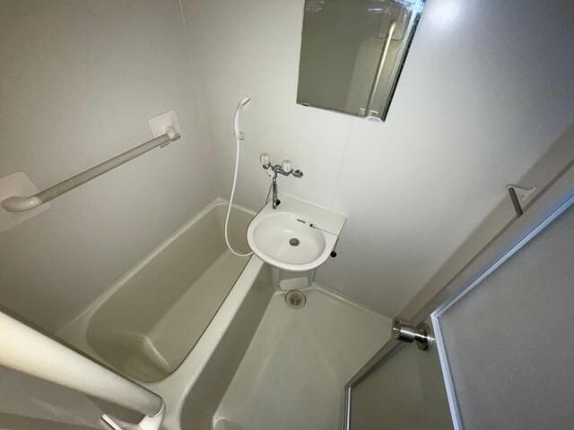 コーポハピネスの浴室