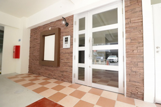 【エントランス】