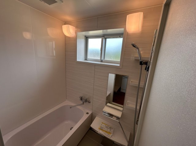 宮古島市下地字来間　新築戸建ての浴室