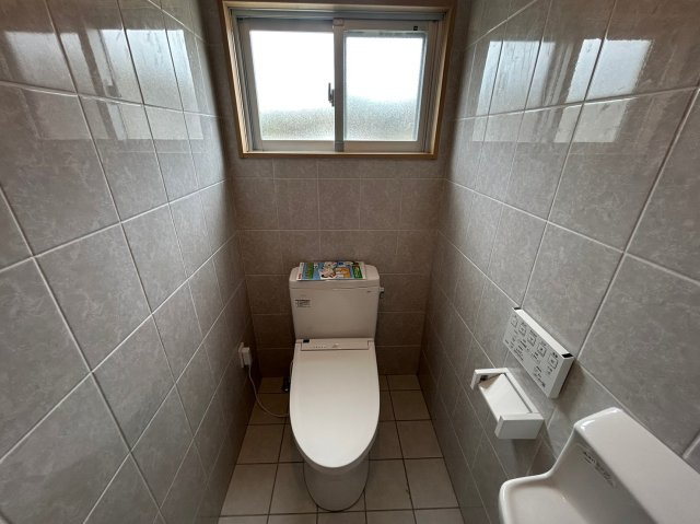 宮古島市下地字来間　新築戸建てのトイレ