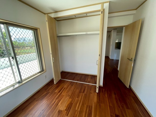 宮古島市下地字来間　新築戸建てのトイレ