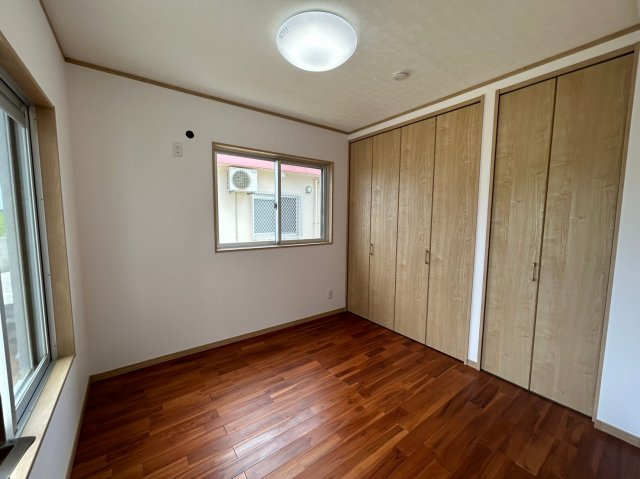 宮古島市下地字来間　新築戸建ての洋室