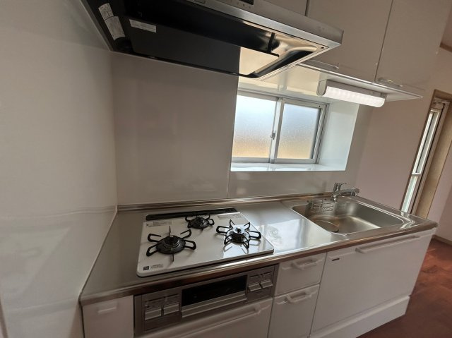 宮古島市下地字来間　新築戸建てのキッチン