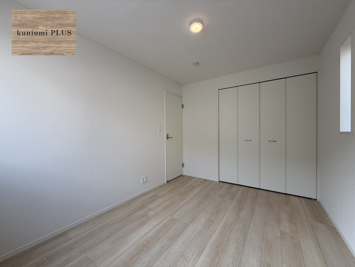 東大阪市稲田本町1丁目　2号棟の洋室