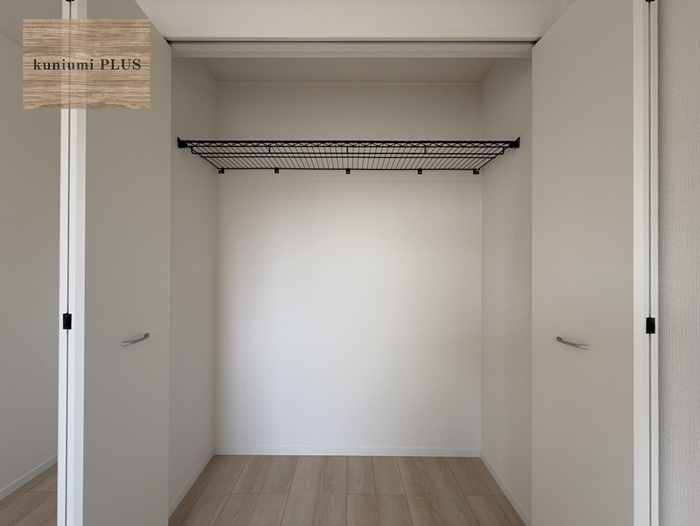 東大阪市稲田本町1丁目　4号棟の収納