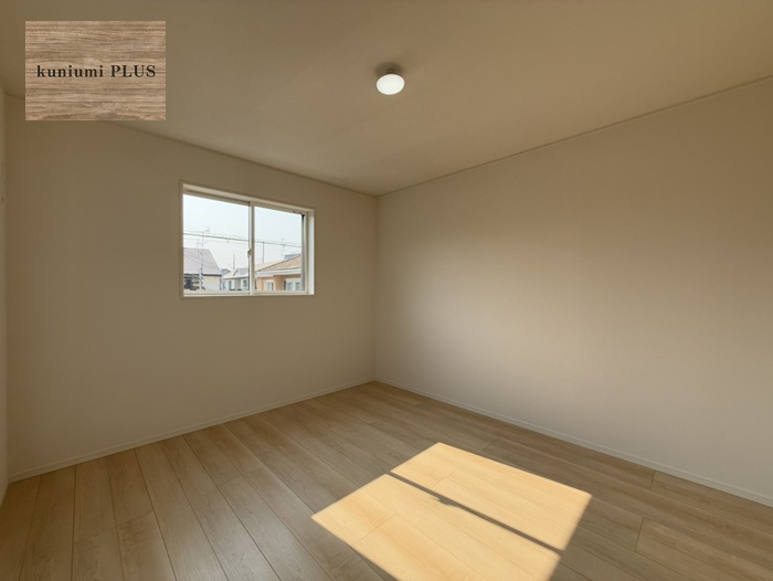 東大阪市稲田本町1丁目　4号棟の洋室