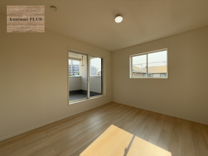 東大阪市稲田本町1丁目　4号棟の洋室