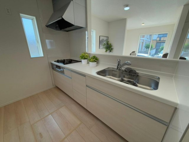 東大阪市稲田本町1丁目　4号棟のキッチン