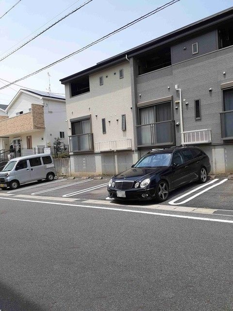 チアヒルズの駐車場
