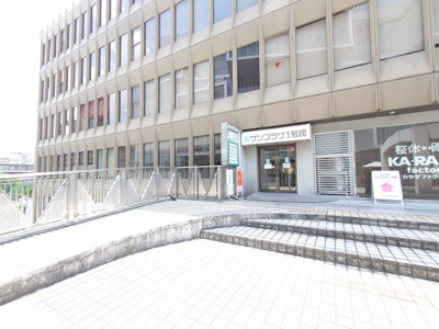 【外観】 | ひらかたサンプラザ1号館 | ひらかたTーSITEからは2階で直結しており、大変利便性の高い立地です。