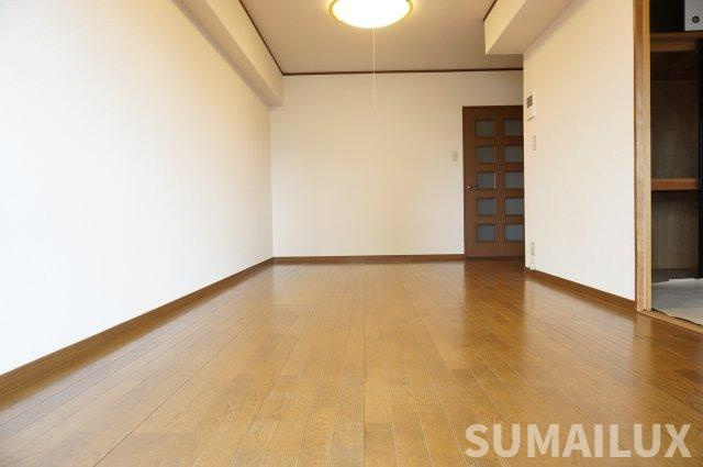 ダイアパレス保田窪の居間・リビング