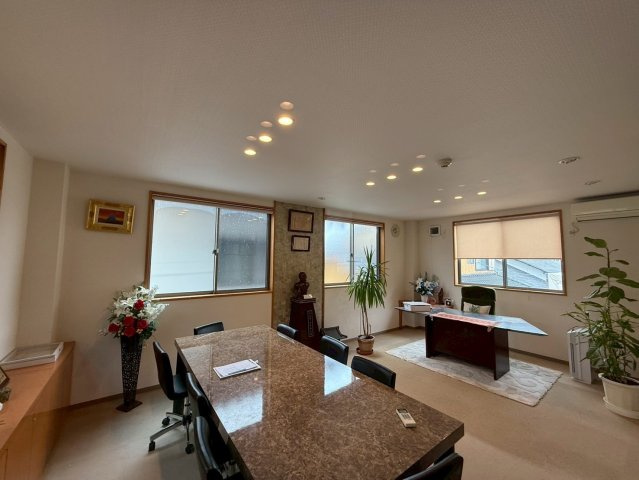 二池町貸工場の内装