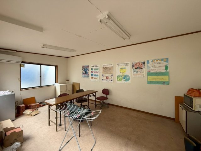 二池町貸工場の内装