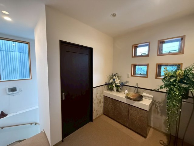 二池町貸工場の内装