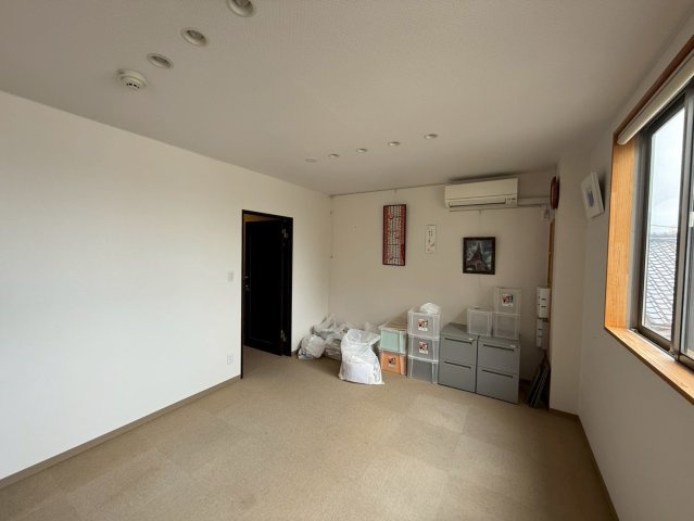 二池町貸工場の内装