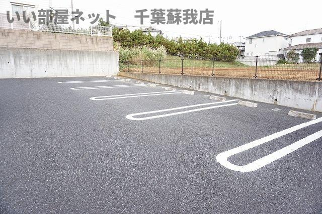 サニーブリーゼの駐車場|駐車場があります