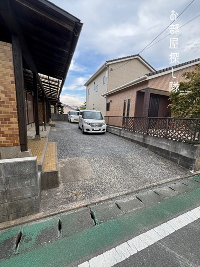 久留米市南３丁目の一戸建ての駐車場