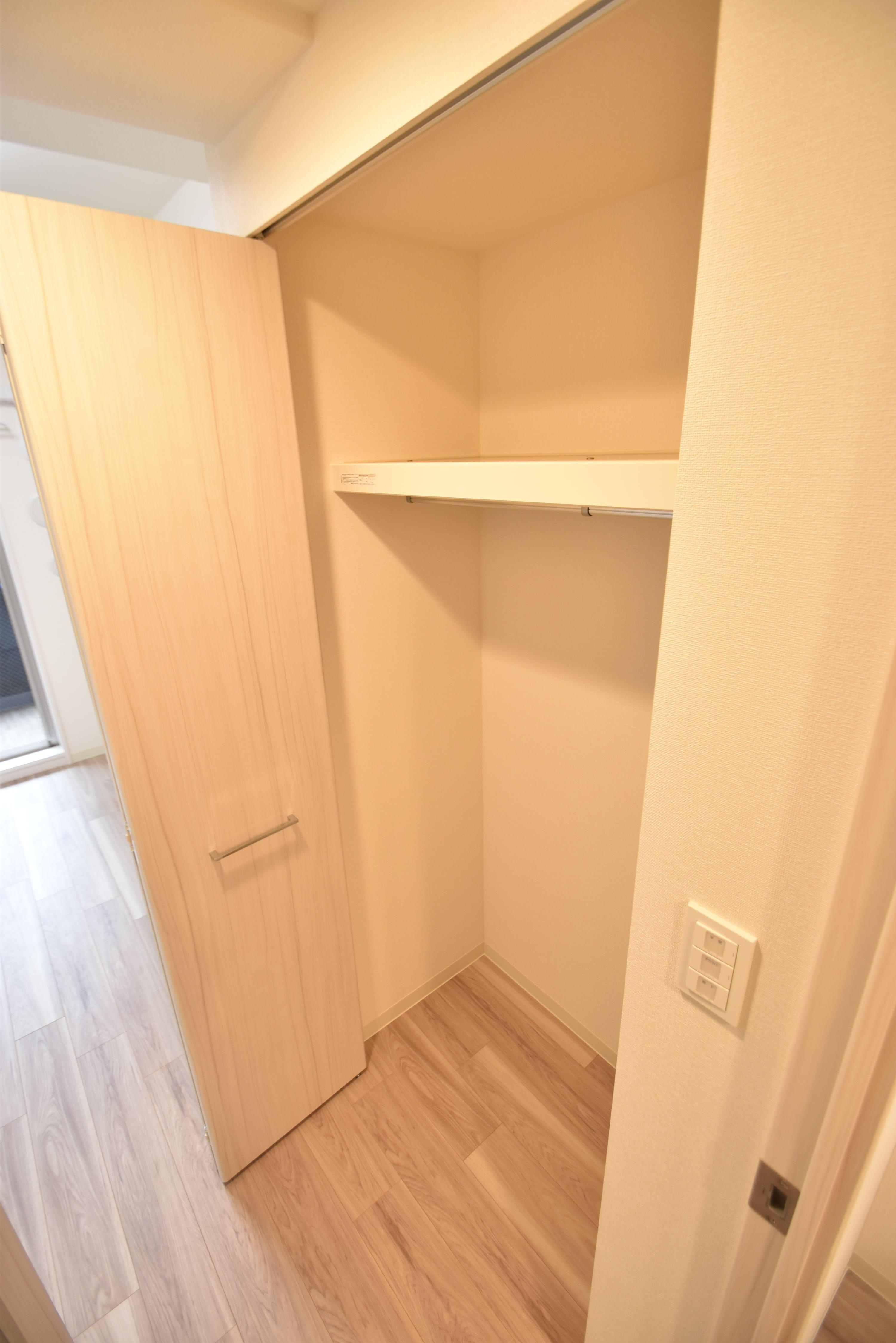 大阪市都島区都島北通２丁目の賃貸マンションの収納