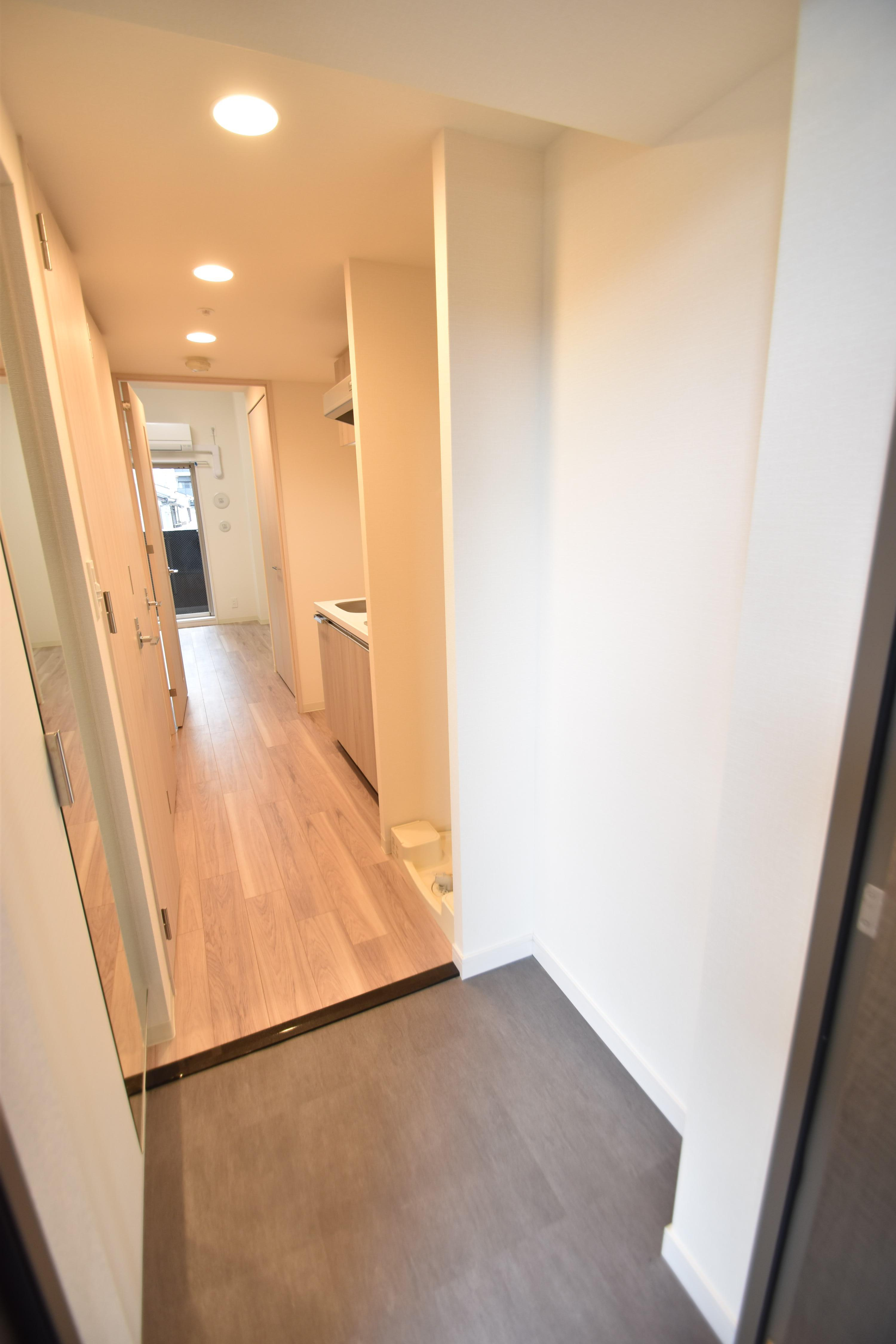 大阪市都島区都島北通２丁目の賃貸マンションの玄関