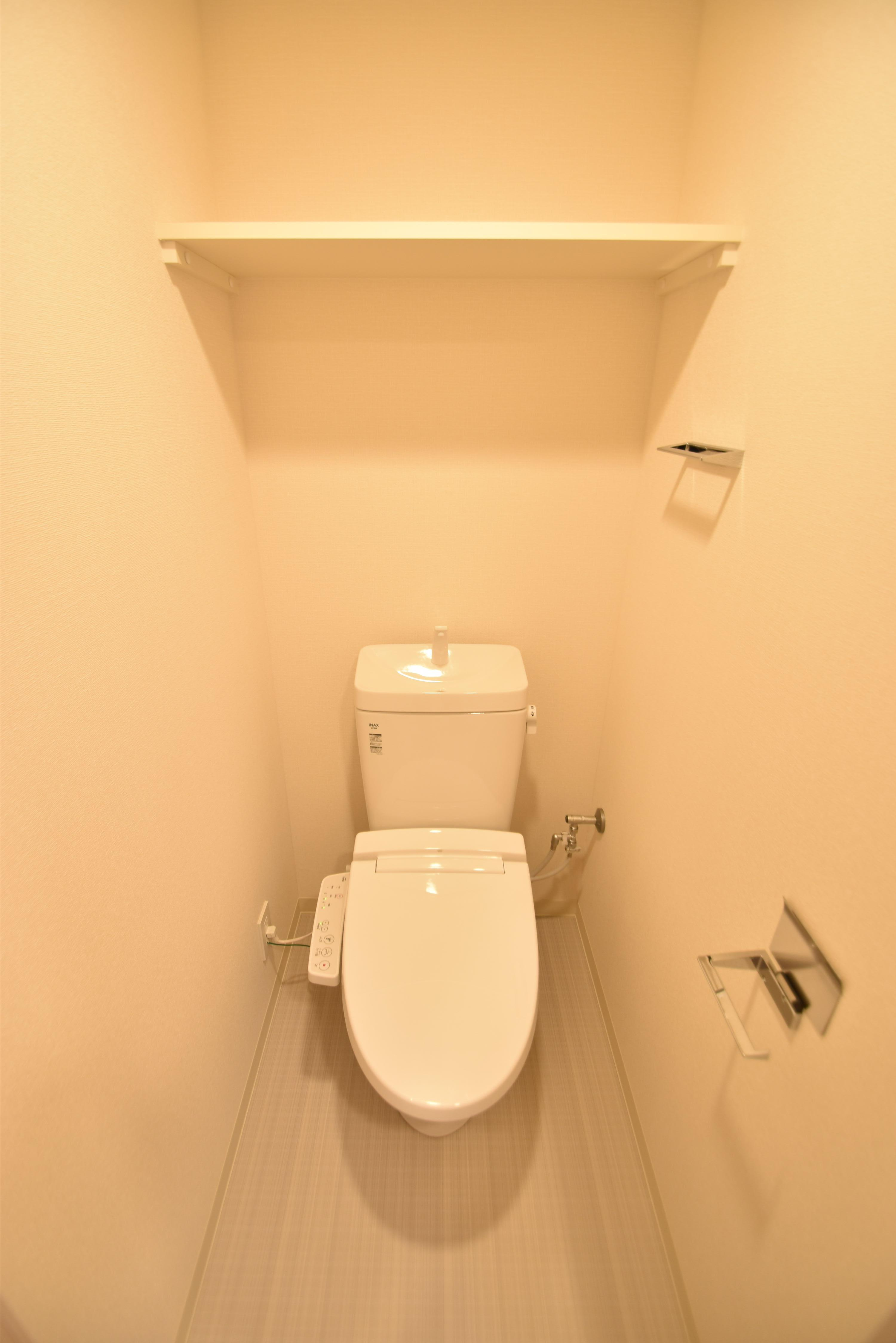 大阪市都島区都島北通２丁目の賃貸マンションのトイレ