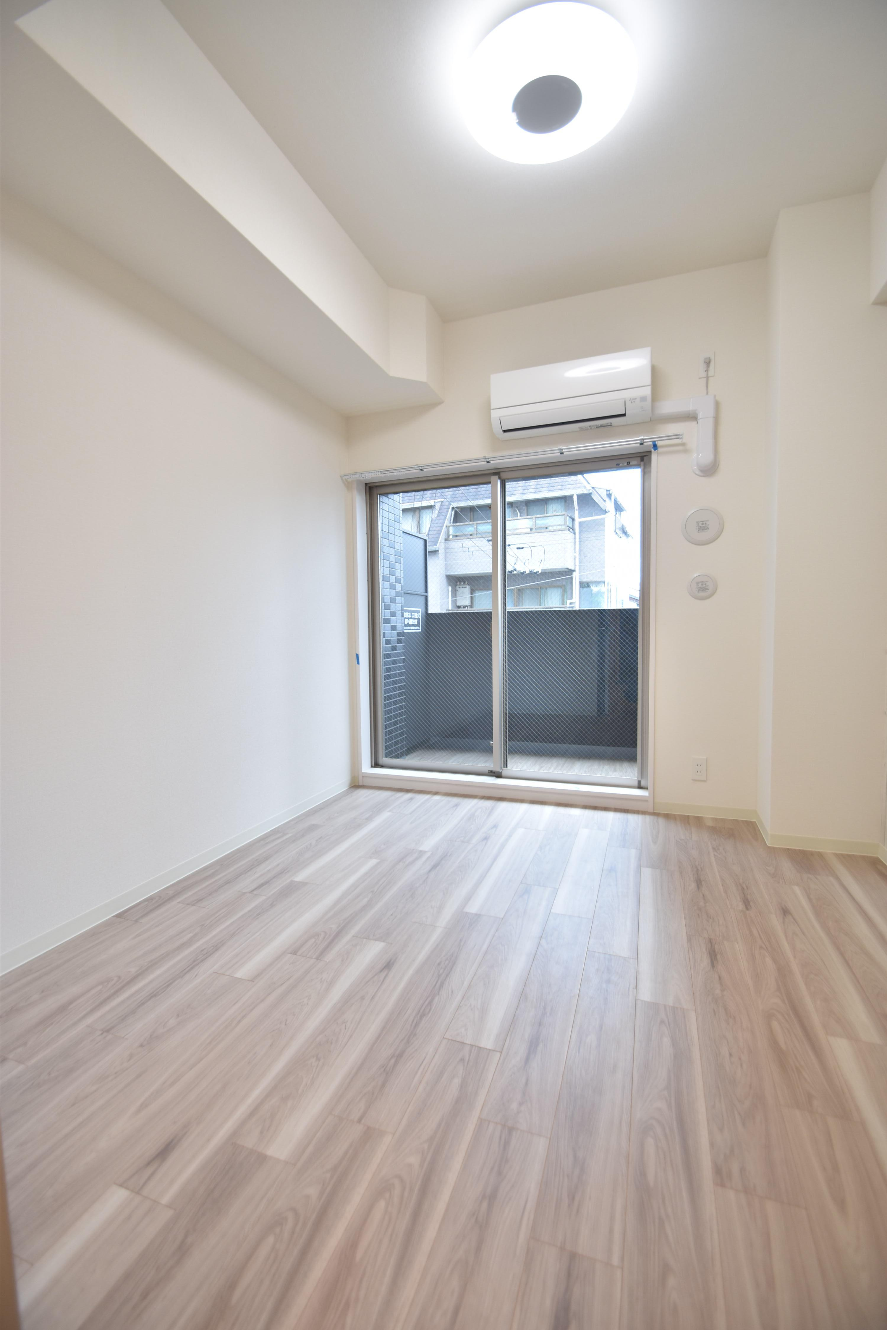 大阪市都島区都島北通２丁目の賃貸マンションの居間・リビング