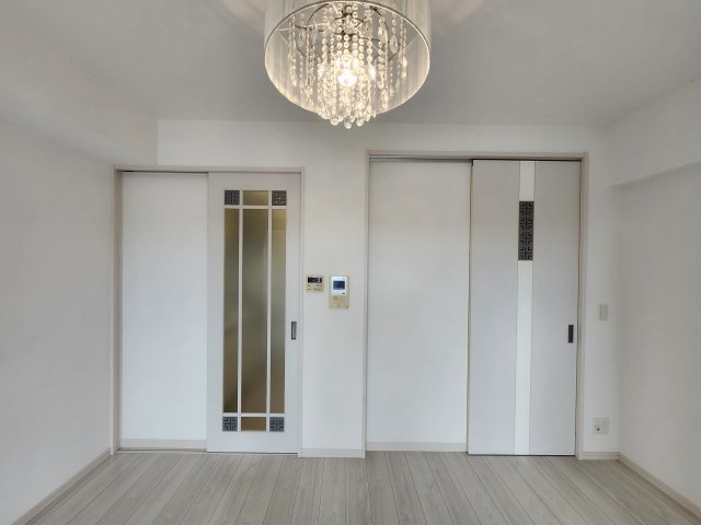 ワイズシティ壺川ステーションの居間・リビング