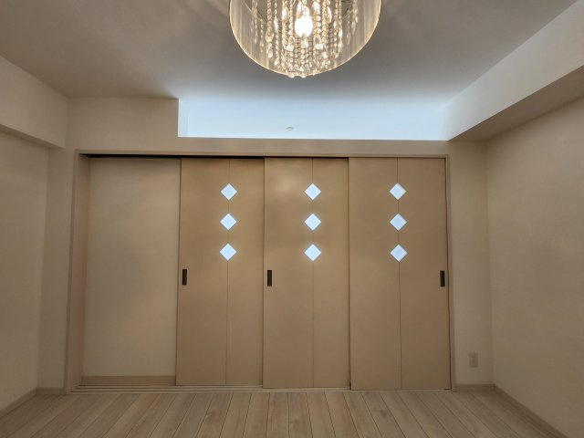 ワイズシティ壺川ステーションの居間・リビング
