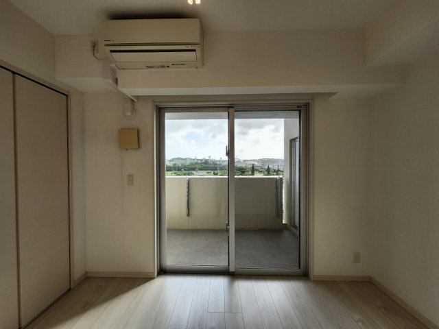 ワイズシティ壺川ステーションの洋室