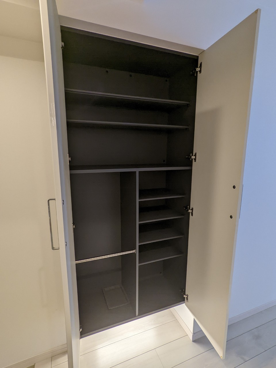 ワイズシティ壺川ステーションの収納