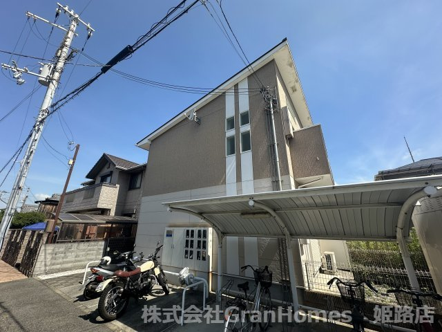 ハンプデンコートの外観