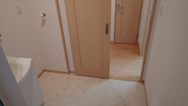 ロッサ上ノ丸の内装