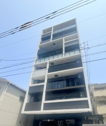 LUORE+新大阪SOUTHの外観