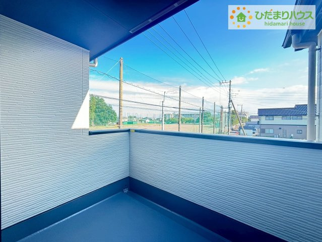 常陸太田市馬場町2期　新築戸建のバルコニー|2面バルコニーの為、開放感と日当たりの良さを存分に味わえます。