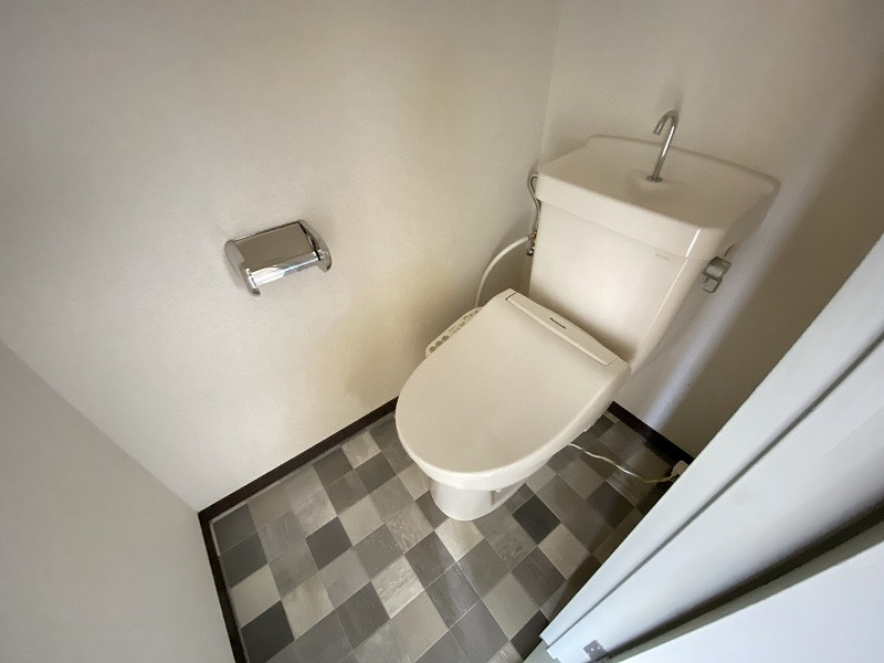 神戸市兵庫区上沢通７丁目の賃貸マンションのトイレ|ウォシュレット付