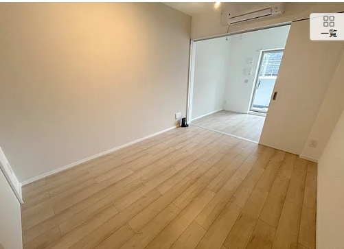 LUORE+新大阪SOUTHの居間・リビング